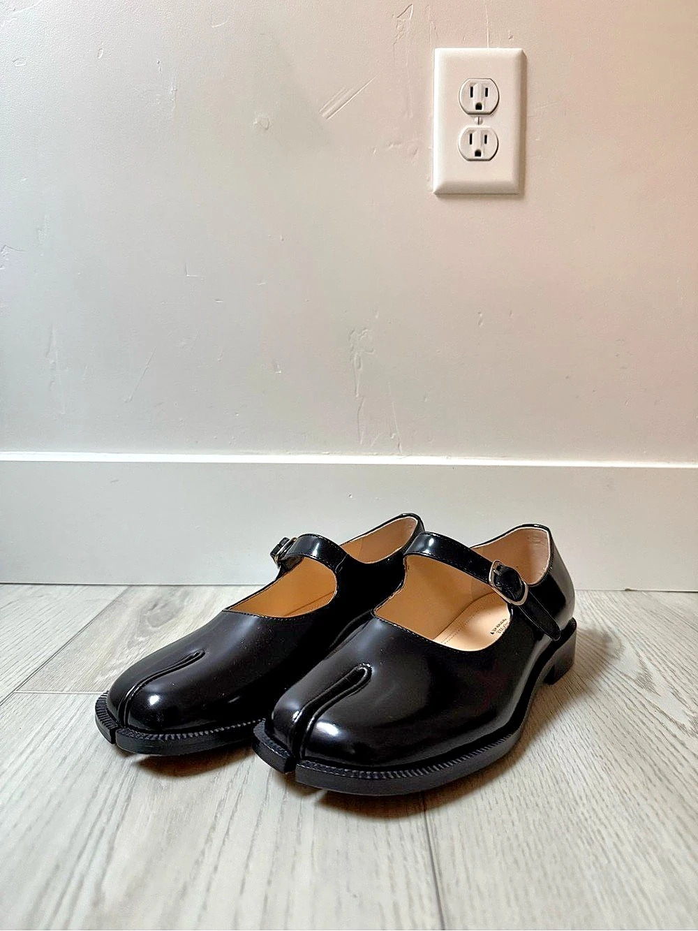 Woodchucksato Mary Jane Tabi Flats EU 38